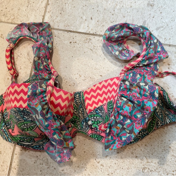 Maaji ruffle reversible bikini - Picture 4 of 7